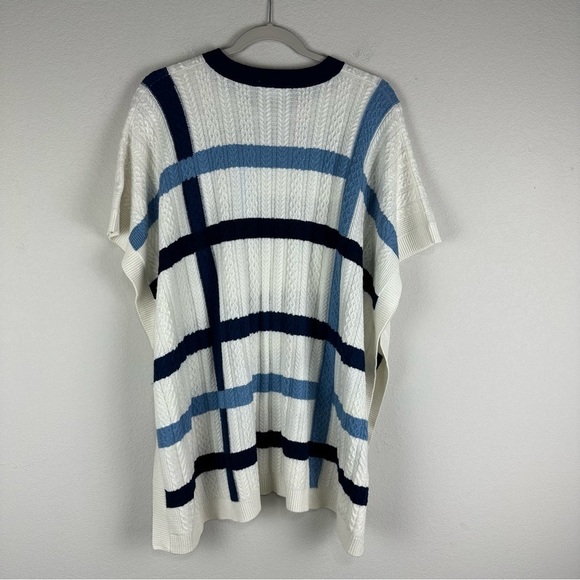 NEW Draper James White Blue Windowpane Cable Cape Poncho Size XS/Small - Picture 4 of 8